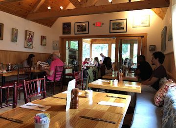 massachusetts/martha-s-vineyard/restaurant/lucky-hank-s