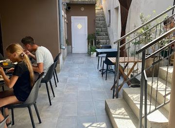 croatia/pula/restaurant/backyard