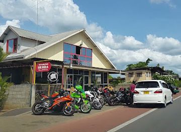 suriname/commewijne-district/restaurant/warung-herda