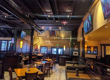 california/burbank/restaurant/bj-s-restaurant-brewhouse