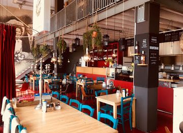 netherlands/ijsselmeer-polders/restaurant/holland-dronten