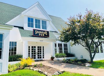 michigan/charlevoix/restaurant/shanahan-s-pub