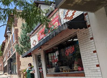 wisconsin/madison/downtown-madison/restaurant/the-globe