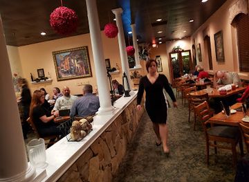 virginia/newport-news/restaurant/vineyards-trattoria-pizzeria