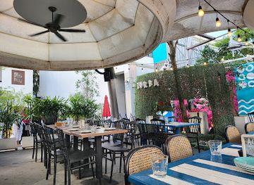 singapore/clarke-quay/restaurant/zorba-the-greek-taverna
