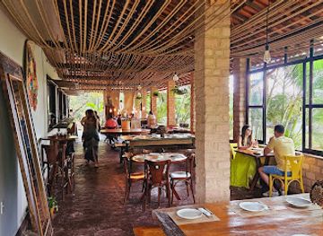 brazil/chapada-diamantina/restaurant/lila-orquidario