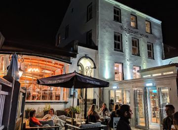 jersey/st-brelade-s-bay/restaurant/the-old-court-house
