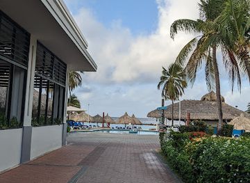 curacao/mambo-beach/restaurant/world-cafe