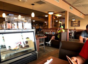 north-dakota/grand-forks/restaurant/roadhouse-cafe