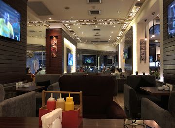 egypt/alexandria/restaurant/opium