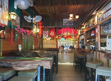 malaysia/kota-kinabalu/downtown-kota-kinabalu/restaurant/shoney-s-dining-bar
