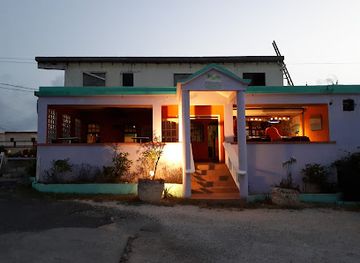 anguilla/sandy-ground/restaurant/tasty-s