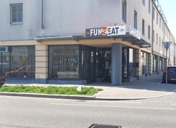 austria/vienna/floridsdorf/restaurant/fun-eat