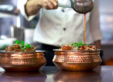 gibraltar/gorham-s-cave-complex/restaurant/la-parrilla-on-the-go