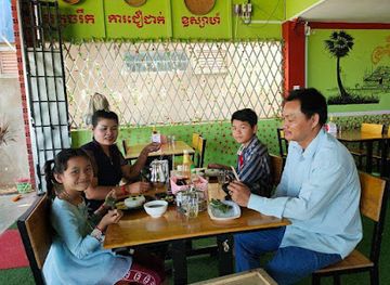 cambodia/pailin/restaurant/green-house