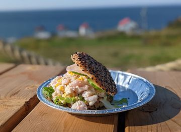 canada/gaspe-peninsula/restaurant/le-shack-a-guedilles-et-slush