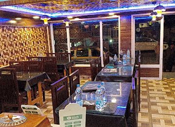 india/pahalgam/restaurant/gashi-house-and-multicuisine-restaurent
