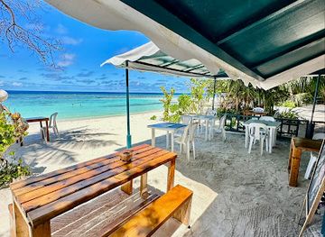 maldives/vaavu-atoll/restaurant/bougainvillea-inn-beach-restaurant