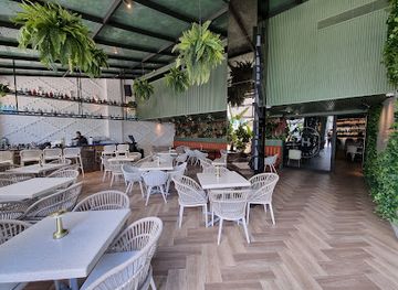 dominican-republic/sierra-de-bahoruco/restaurant/habanero-restaurant