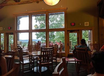 ohio/wayne-national-forest/restaurant/lake-hope-lodge