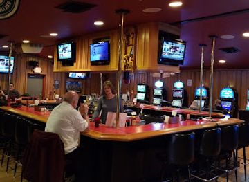 west-virginia/martinsburg/restaurant/ladder-house-bar-grill-inc