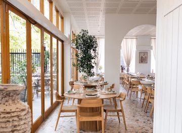 australia/canberra/city-centre/restaurant/saint-malo