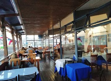 chile/valparaiso/restaurant/restaurante-bote-salvavidas