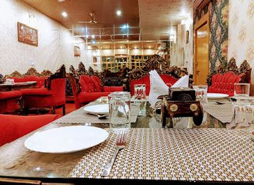 india/udaipur/restaurant/amritsariyat-restaurant