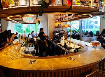 singapore/orchard-road/restaurant/merci-marcel-orchard