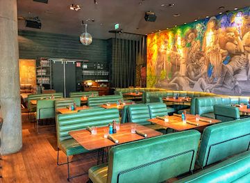 austria/vienna/leopoldstadt/restaurant/spelunke