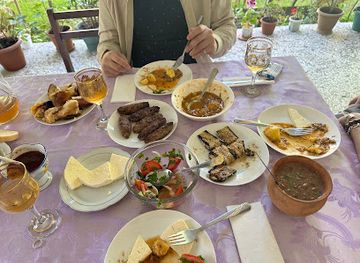 georgia/tusheti/restaurant/lunch-at-lia