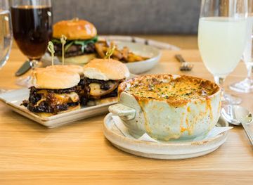 iowa/southeast-iowa/restaurant/watermill-kitchen-bar