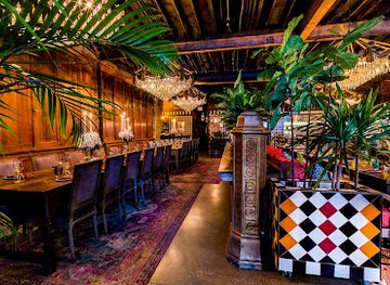 illinois/chicago/restaurant/beatnik-west-town