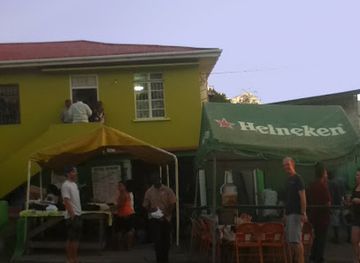 dominica/roseau/restaurant/lester-s-bbq
