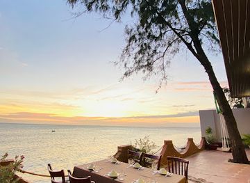 vietnam/mui-ne/restaurant/nha-hang-dai-duong-xanh