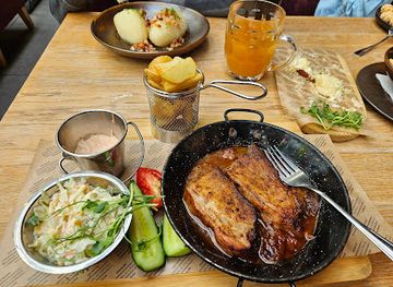 lithuania/kaunas-region/restaurant/berneliu-uzeiga-akropolyje