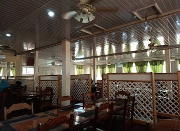 guyana/pakaraima-mountains/restaurant/hack-s-halal-resturant