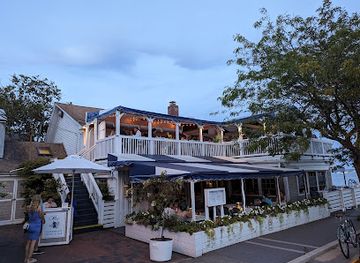 massachusetts/provincetown/restaurant/pepe-s-wharf-restaurant