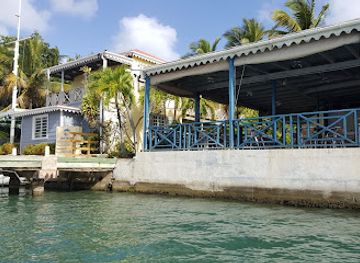 british-virgin-islands/tortola-beaches/restaurant/red-rock