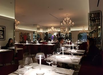 canada/toronto/yorkville/restaurant/sofia-italian-restaurant-toronto