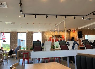 hungary/salgotarjan/restaurant/kfc-salgotarjan-dt