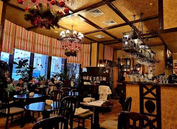 ukraine/kharkiv/svobody-square/restaurant/shato-restoran