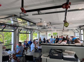 maine/ogunquit/restaurant/patio-03907