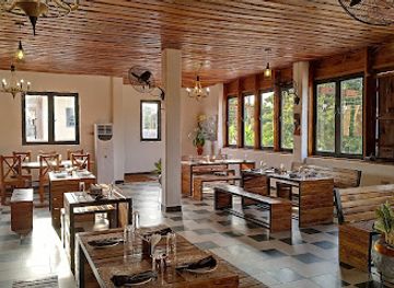 ghana/kumasi/adum/restaurant/somewhere-in-kumasi