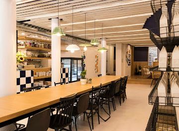 spain/burgos/restaurant/curcuma-green-food