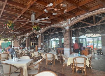 panama/taboga-island/restaurant/lenos-carbon