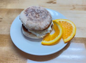 maine/biddeford/restaurant/twin-city-diner