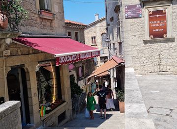 san-marino/borgo-maggiore/restaurant/caffe-borghesi