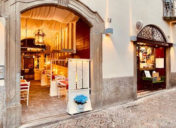 italy/bergamo/restaurant/vineria-cozzi