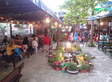 bulgaria/balchik/restaurant/restaurant-zamuka-delishes-food-and-drinks-in-balchik